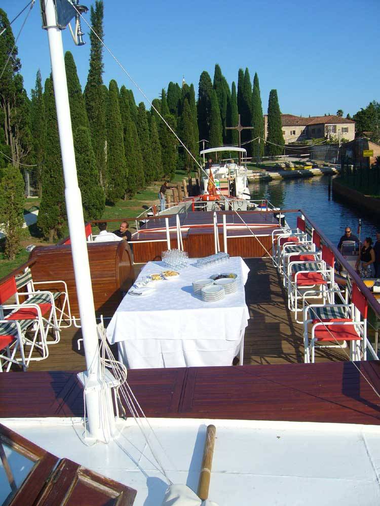 Catering service aboars a river ship in Venice